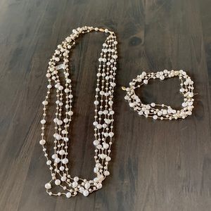 Pearl Necklace and Bracelet Set